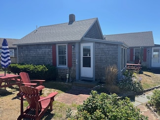 658 Shore Rd Unit 8, Truro, MA 2666