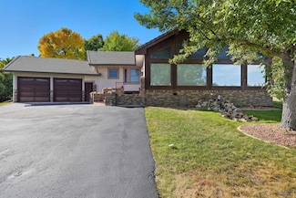 1621 Nickel St, Rapid City, SD 57701