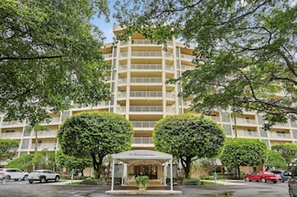 3499 Oaks Way Unit 909, Pompano Beach, FL 33069