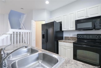 2041 Nassau Dr, Riviera Beach, FL 33404