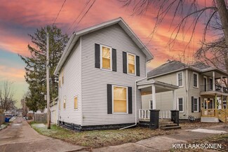 1116 12th St NW, Grand Rapids, MI 49504