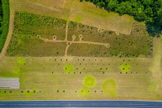2200 Cannon Price Rd, Grifton, NC 28530