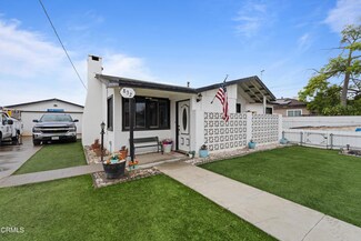832 Orange Dr, Oxnard, CA 93036