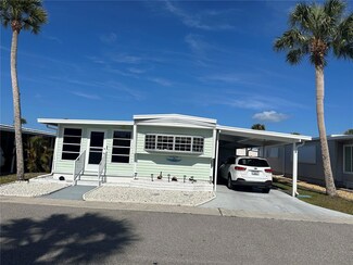 5680 Hyacinth Rd, Venice, FL 34293