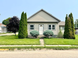 1003 3rd St, La Salle, IL 61301