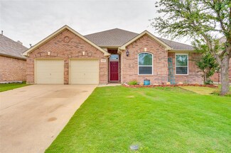 3253 Button Bush Dr, Fort Worth, TX 76244