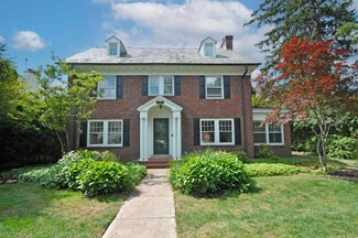 1314 E Wayne St N, South Bend, IN 46615