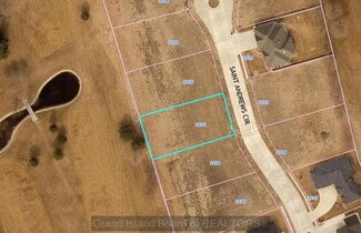 3122 Saint Andrews Cir, Grand Island, NE 68803
