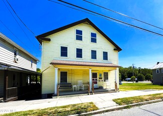 504 W 1st St, Williamsburg, PA 16693