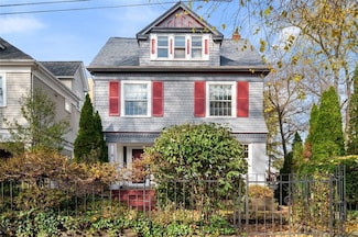 8 Dunmoyle Place, Pittsburgh, PA 15217