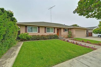 20640 Rodrigues Ave, Cupertino, CA 95014