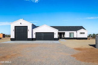 24009 W Redbird Rd, Wittmann, AZ 85361