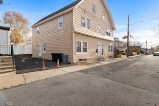 6 Oswald Place Unit 3, Vauxhall, NJ 07088