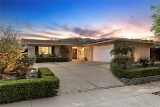 5839 Parkmor Rd, Calabasas, CA 91302