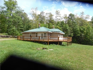 1276 Glades Pike, Somerset, PA 15501