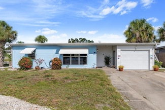 860 Sunset Ln NE, Port Charlotte, FL 33952