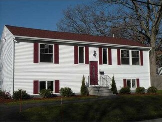 22 Montvale Rd, Woburn, MA 01801