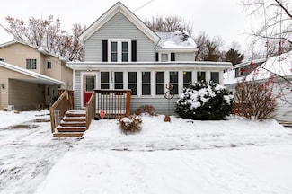 1183 Hancock St, Saint Paul, MN 55106