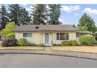 12620 SE Main St, Portland, OR 97233