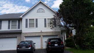 1012 N Columbia St, Naperville, IL 60563
