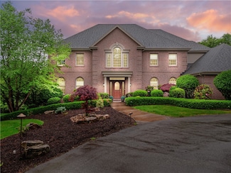 7008 Fair Oaks Dr, Export, PA 15632