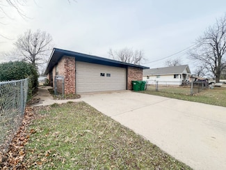 733 Kiowa St, Garber, OK 73738