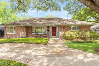 3615 Newcastle Dr, Houston, TX 77027