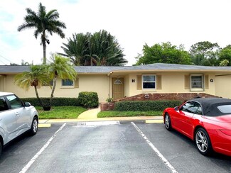 2501 Barkley Dr W Unit H, West Palm Beach, FL 33415