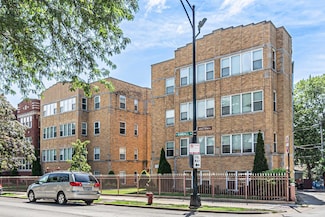 4944 N Kimball Ave Unit 3W, Chicago, IL 60625
