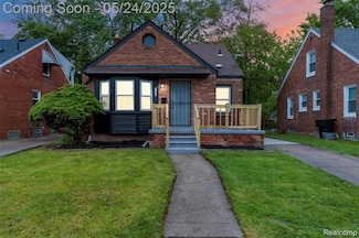 18483 Freeland St, Detroit, MI 48235