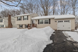 3883 Songbird Ln, Liverpool, NY 13090