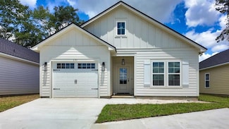 171 Timber Ridge Dr, Thomasville, GA 31757