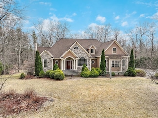 7 Buckhide Rd, Windham, NH 03087