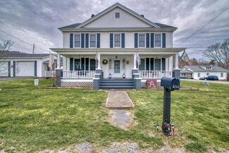 404 Easy St, Saltville, VA 24370