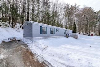 118 Princeton St, Newmarket, NH 03857