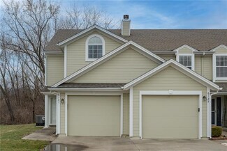 6127 NE Moonstone Ct Unit 20A, Lees Summit, MO 64064