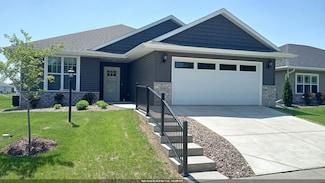 5096 N Milkweed Trail, Appleton, WI 54913