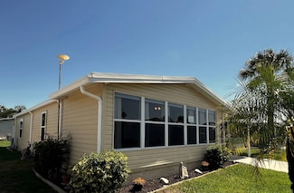 471 Putter Cir, Winter Haven, FL 33881