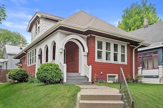 2767 S Herman St, Milwaukee, WI 53207