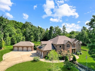 1653 Chapel Ridge Ln, Mars, PA 16046