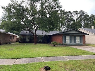 465 Ridgewood Dr, Mandeville, LA 70471