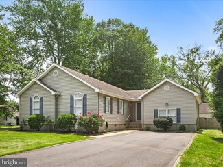 16 N Primrose Ln, Ocean View, DE 19970