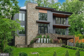 5313 Iroquois Rd, Bethesda, MD 20816