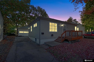3614 Saint Marys Ave, Lincoln, NE 68502