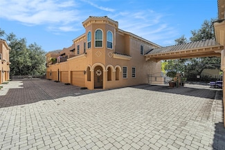 2904 Hansen Manor Ln, Tampa, FL 33611