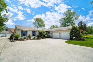 3466 Cremean Rd, Lima, OH 45807
