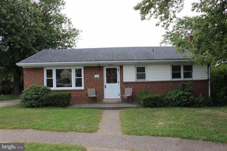 6971 Huntingdon St, Harrisburg, PA 17111