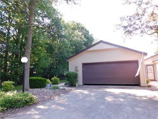 32885 Mills Rd Unit L4, North Ridgeville, OH 44039