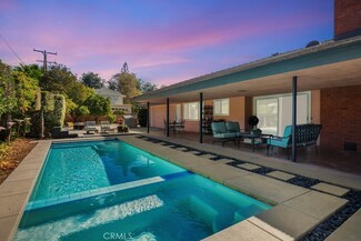 85 Gardenia Ct, Upland, CA 91786