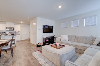 1132 Ruby Sparrow St, Henderson, NV 89011
